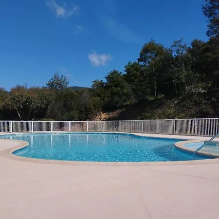 Zen, Climatisation, Jardin ,piscine Apartman *